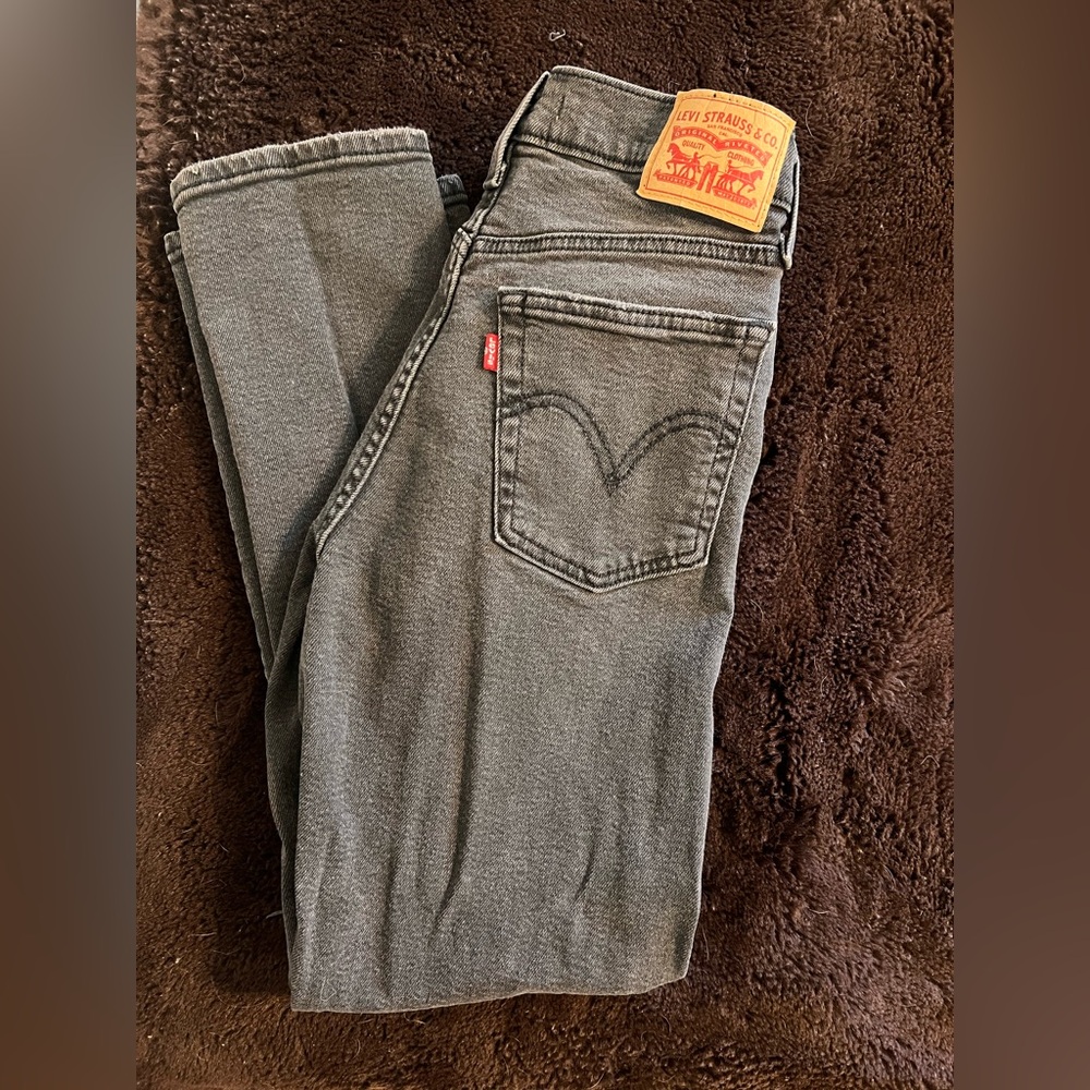 Levi's Women’s Gray / Black Wedgie Straight Denim Jeans size 28